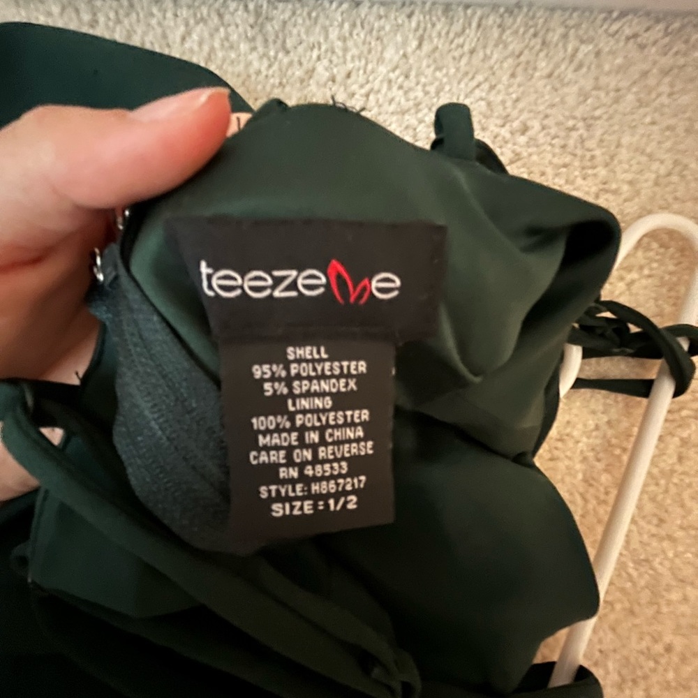 Macy’s Teezeme Junior’s Dark Green Mini dress - Picture 4 of 4
